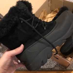 Boots are too large on my feet